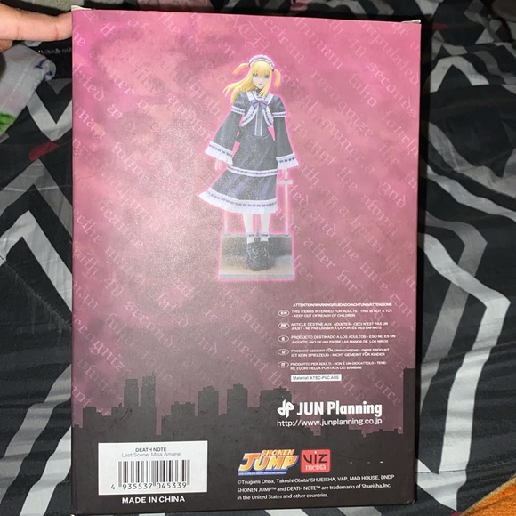 Misa Amane Last Scene Death Note Figure (w original figure box included) - Picture 4 of 4